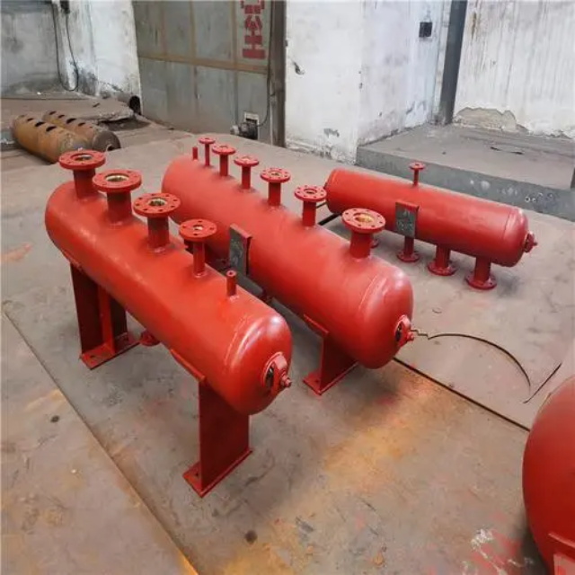 炉霍分集水器安装高度
